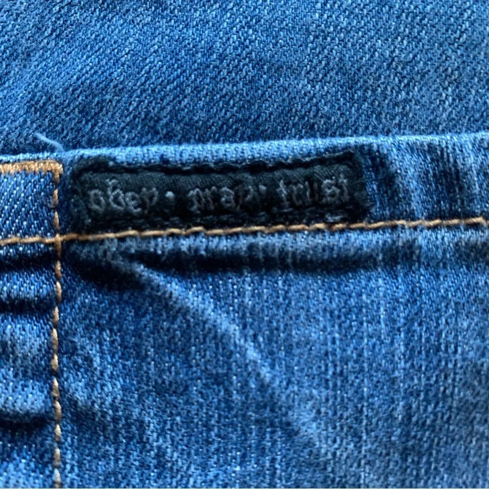 Classic Blue Straight‎ Leg Jeans with Contrast Stitching